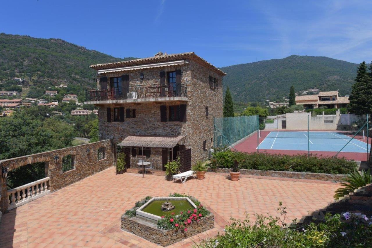 Les Lauriers Roses Rayol-Canadel-sur-Mer Exterior foto