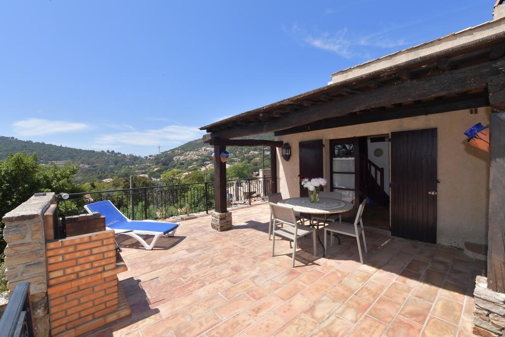 Les Lauriers Roses Rayol-Canadel-sur-Mer Quarto foto