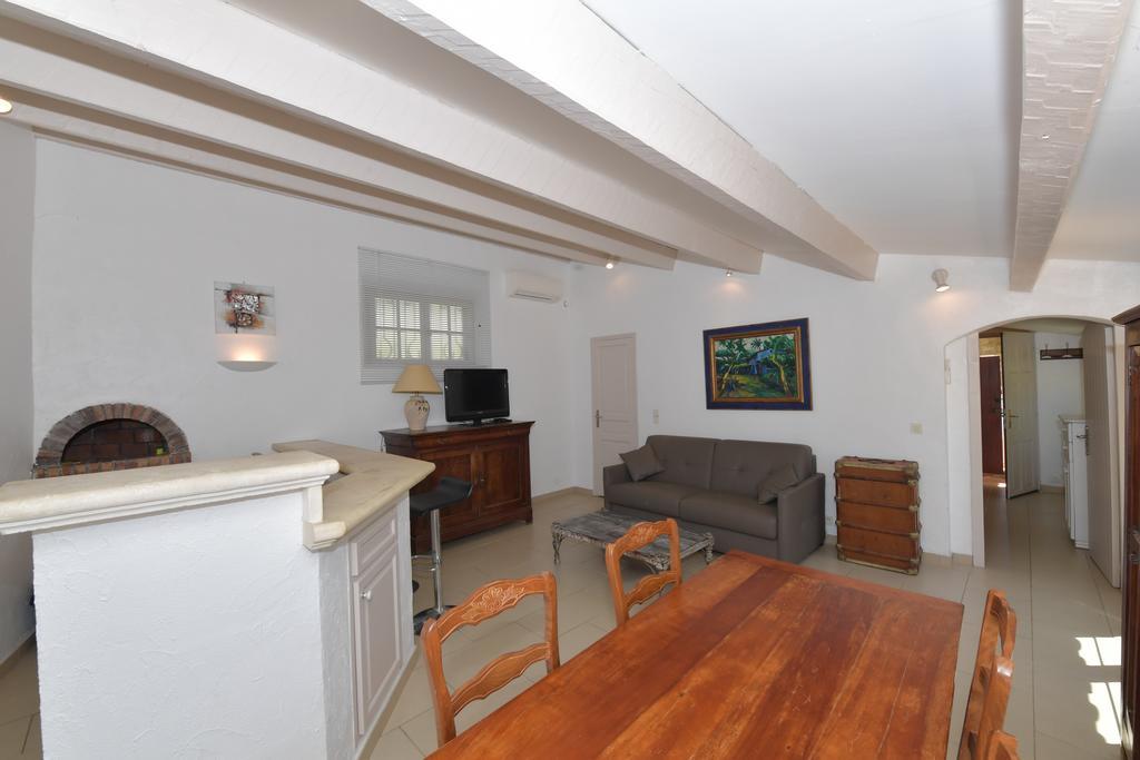 Les Lauriers Roses Rayol-Canadel-sur-Mer Exterior foto