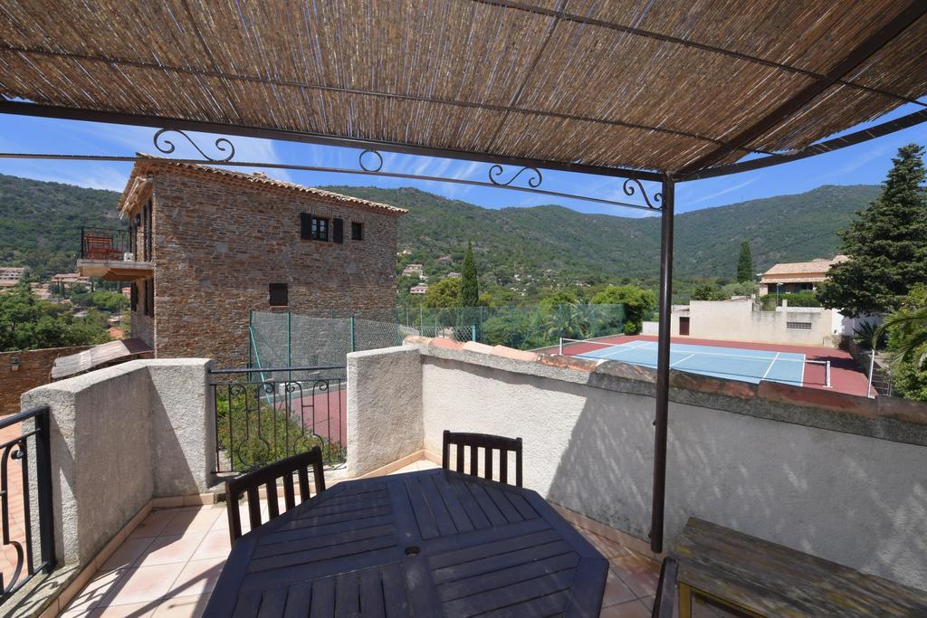 Les Lauriers Roses Rayol-Canadel-sur-Mer Exterior foto