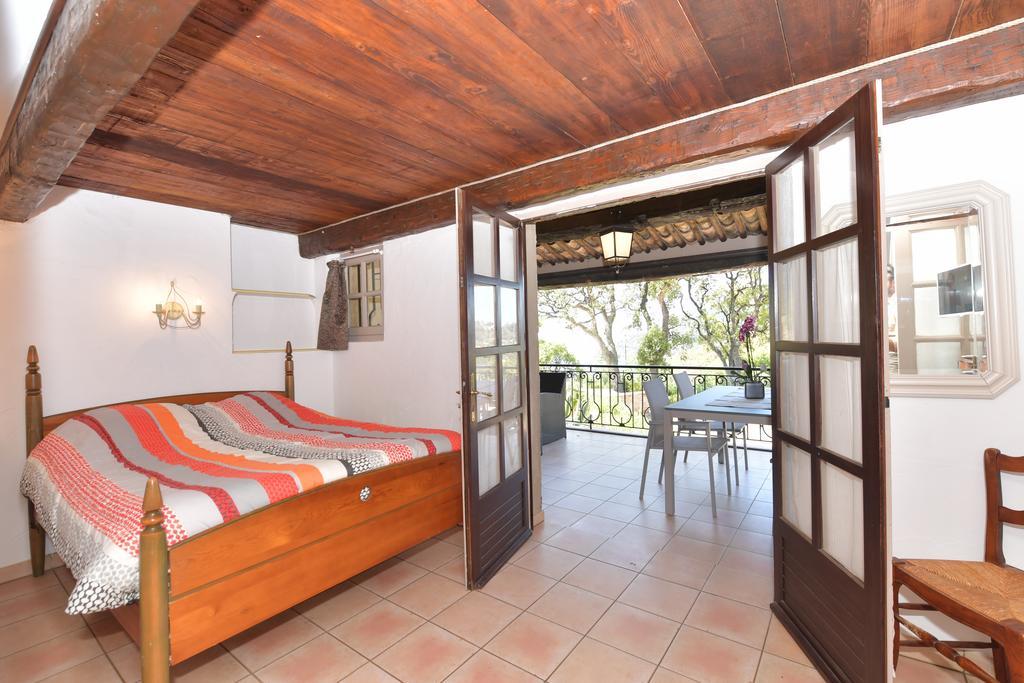 Les Lauriers Roses Rayol-Canadel-sur-Mer Exterior foto