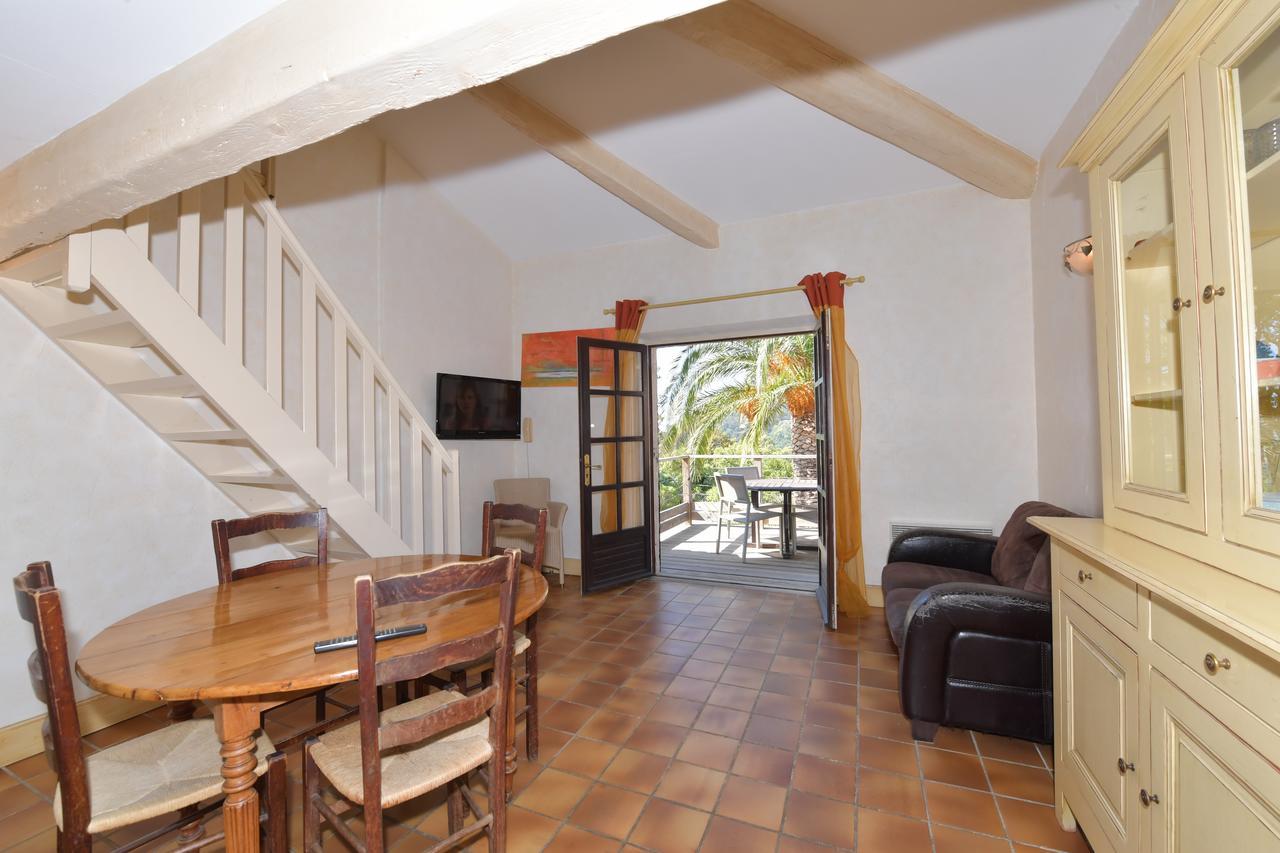 Les Lauriers Roses Rayol-Canadel-sur-Mer Exterior foto