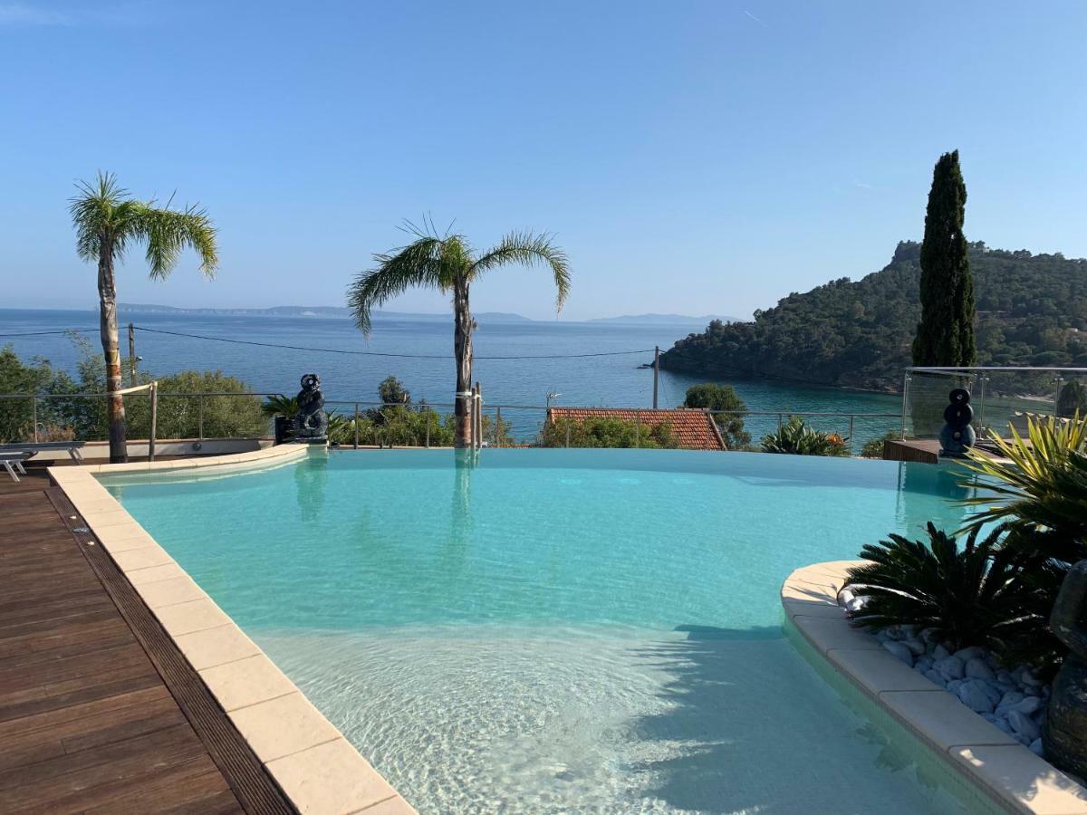 Les Lauriers Roses Rayol-Canadel-sur-Mer Exterior foto