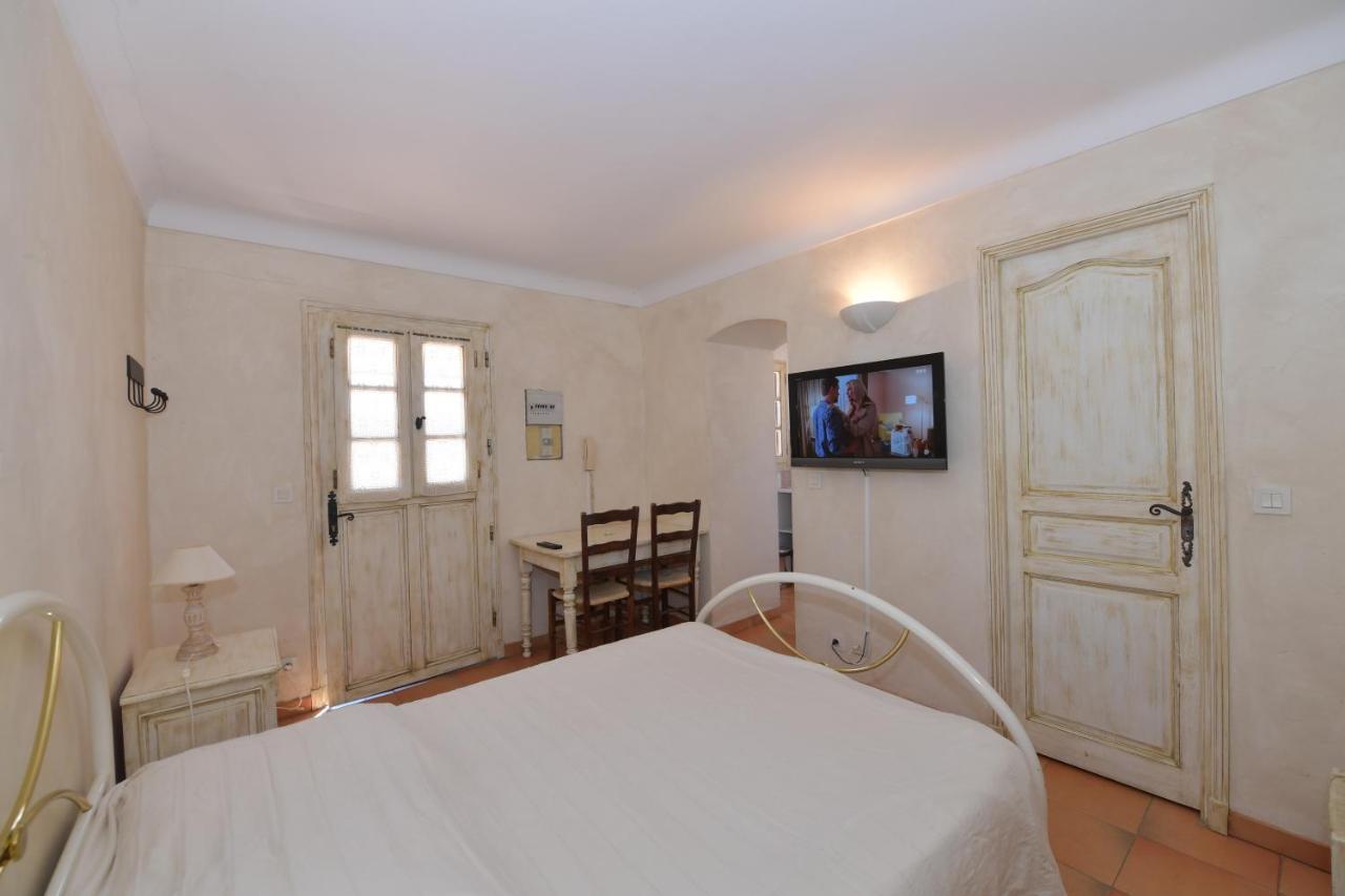 Les Lauriers Roses Rayol-Canadel-sur-Mer Exterior foto
